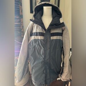 Columbia Men's Gray and Black Ski Jacket